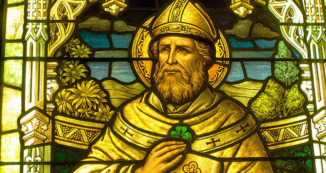 Vitraux représentant Saint Patrick